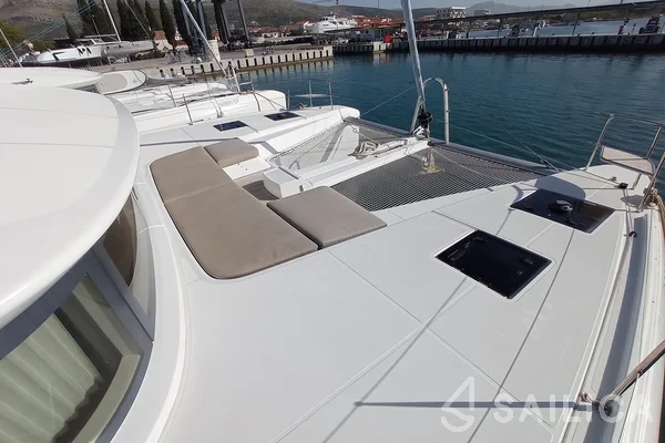 Lagoon 50 - Yacht Charter Sailica