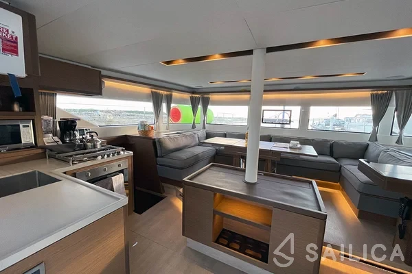 Lagoon 50 - Yacht Charter Sailica