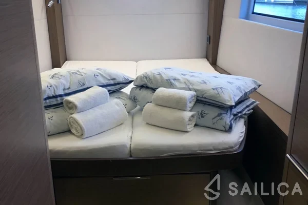 Lagoon 50 - Yacht Charter Sailica