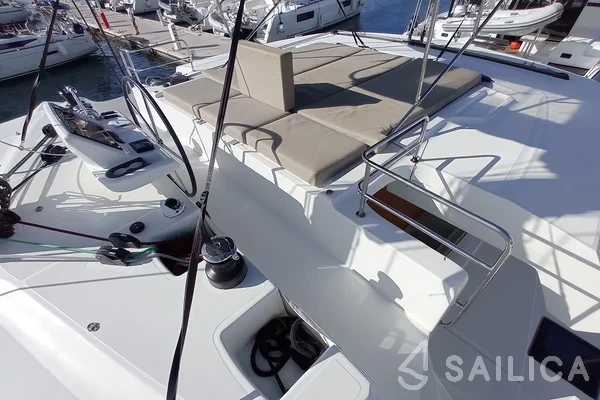 Lagoon 50 - Yacht Charter Sailica