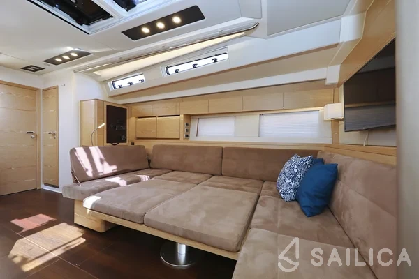 Hanse 588 - Yacht Charter Sailica