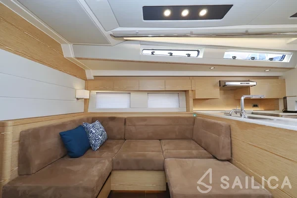 Hanse 588 - Yacht Charter Sailica