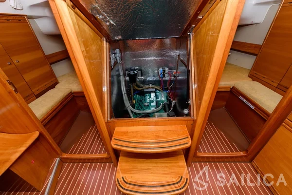 Bavaria 37 Cruiser - Yacht Charter Sailica