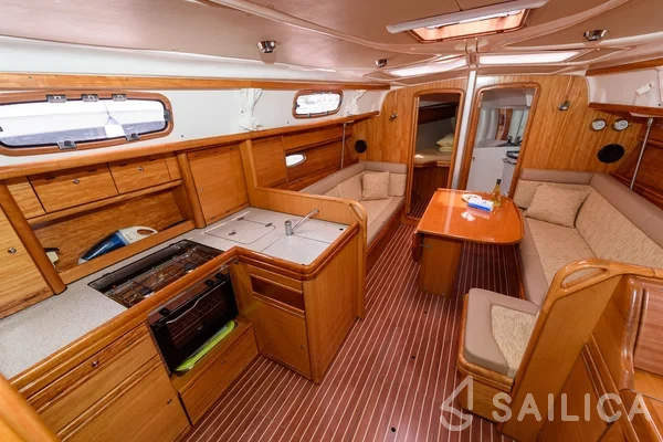 Bavaria 37 Cruiser - Yacht Charter Sailica