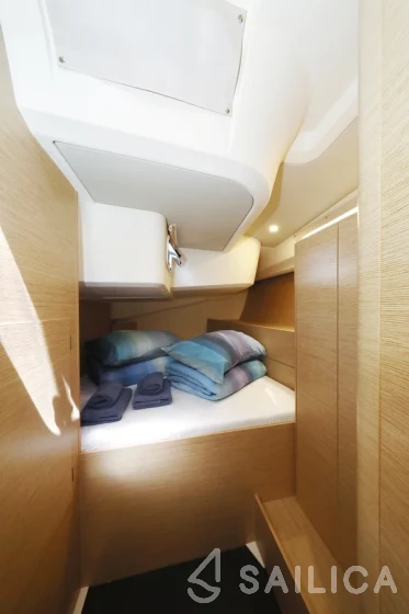 Hanse 508 - Yacht Charter Sailica