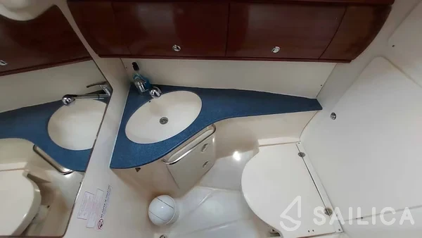 Bavaria 44 - Yacht Charter Sailica