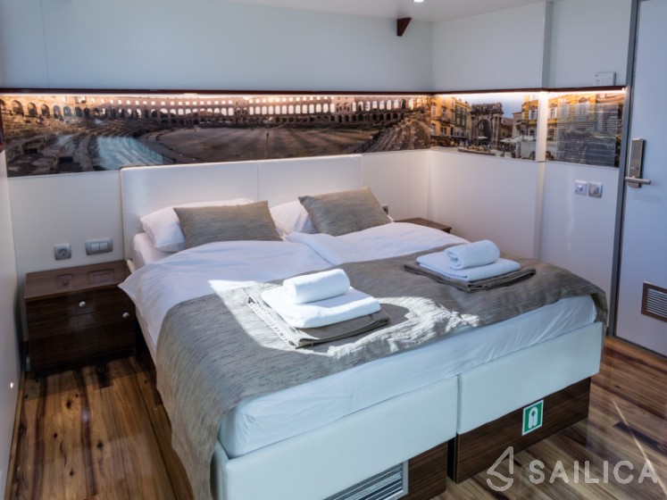 Motoryacht - Yacht Charter Sailica