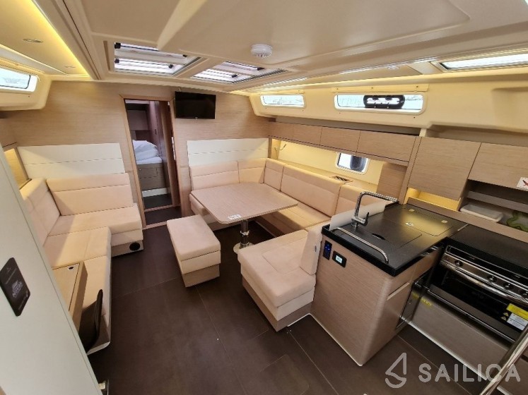 Hanse 458 - Yacht Charter Sailica