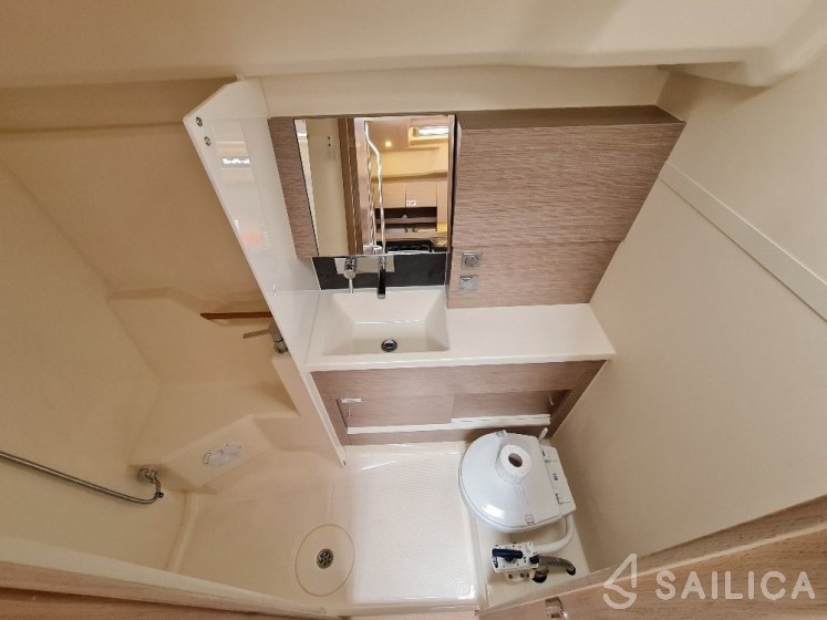 Hanse 458 - Yacht Charter Sailica