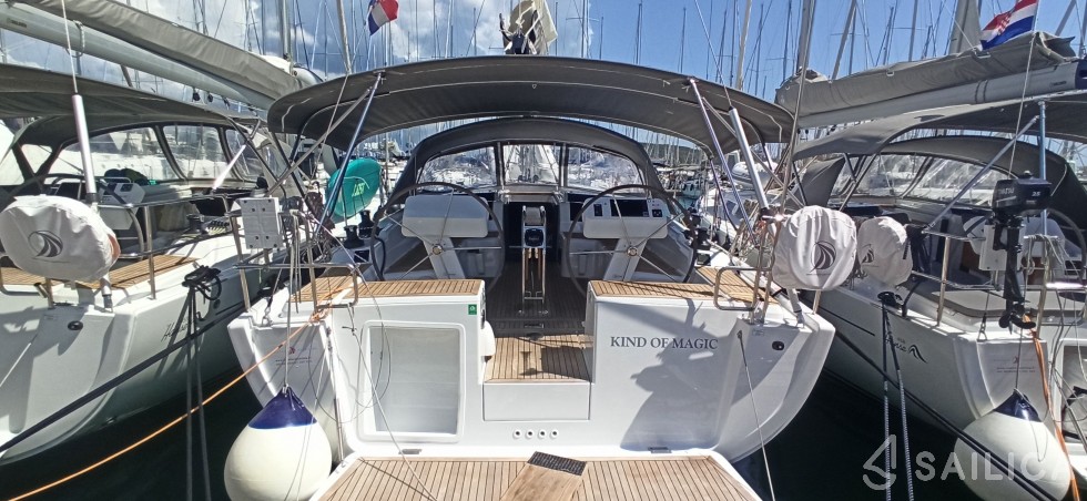 Hanse 458 - Yacht Charter Sailica