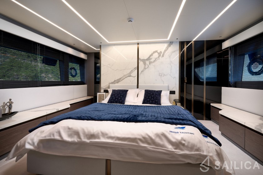 Explorer 62 - Yacht Charter Sailica