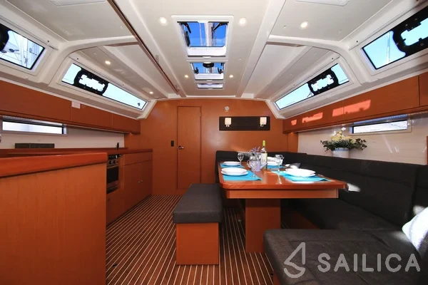 Bavaria 46 Cruiser - Photo #47 Bavaria 46 Cruiser - Yacht Charter Sailica