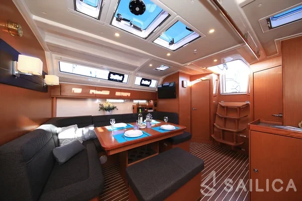 Bavaria 46 Cruiser - Photo #54 Bavaria 46 Cruiser - Yacht Charter Sailica