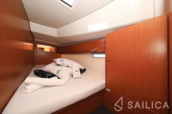 Bavaria 46 Cruiser - Photo #58 Bavaria 46 Cruiser - Yacht Charter Sailica