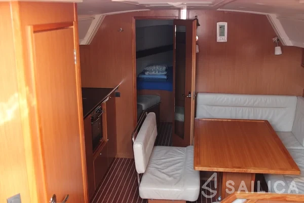 Bavaria 40 Cruiser - Yacht Charter Sailica