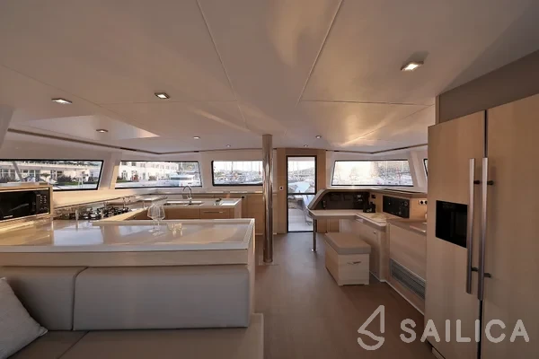 Bali 5.4. - Photo #75 Bali 5.4. - Yacht Charter Sailica