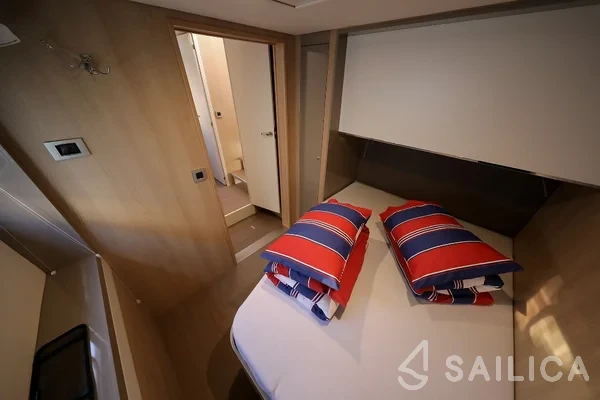 Bali 5.4. - Photo #79 Bali 5.4. - Yacht Charter Sailica