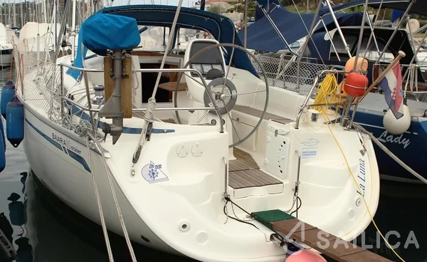 Bavaria 30 Cruiser - Yacht Charter Sailica