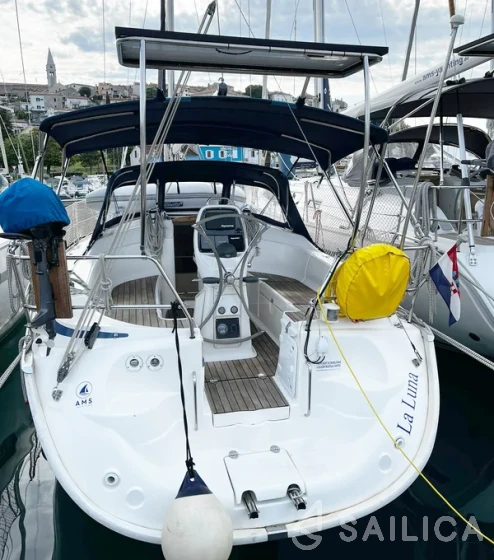 Bavaria 30 Cruiser - Yacht Charter Sailica