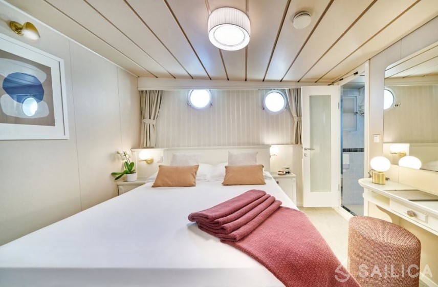 Custom Built - Yacht Charter Sailica