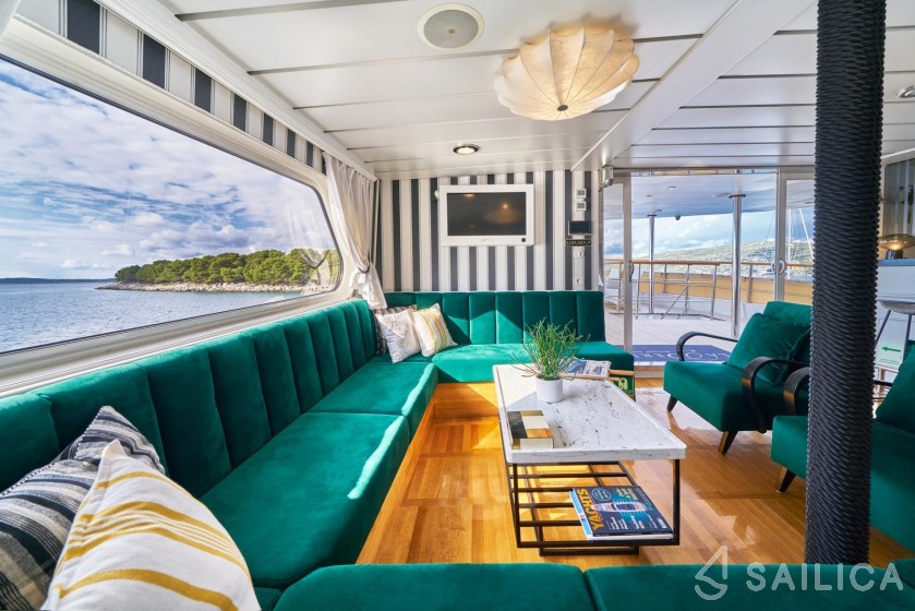 Custom Built - Yacht Charter Sailica
