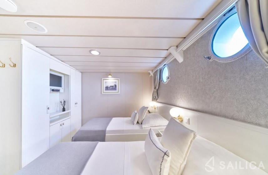 Custom Built - Yacht Charter Sailica