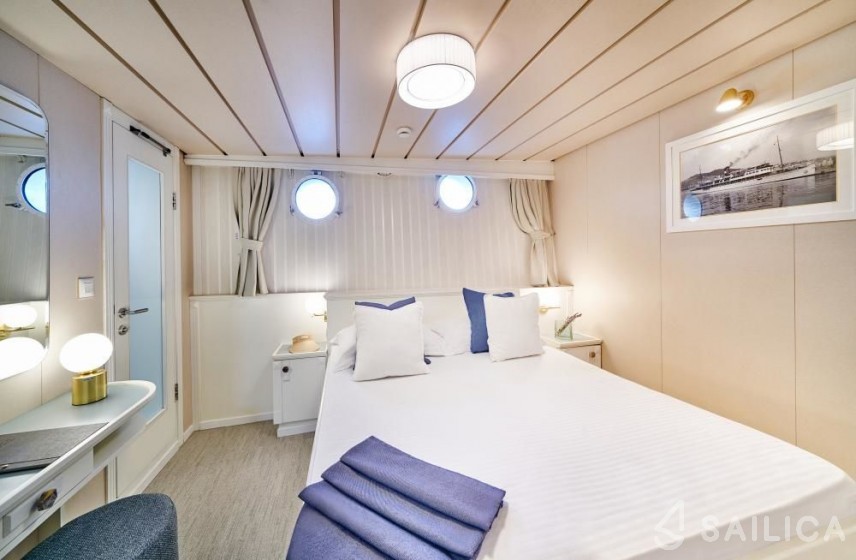 Custom Built - Yacht Charter Sailica