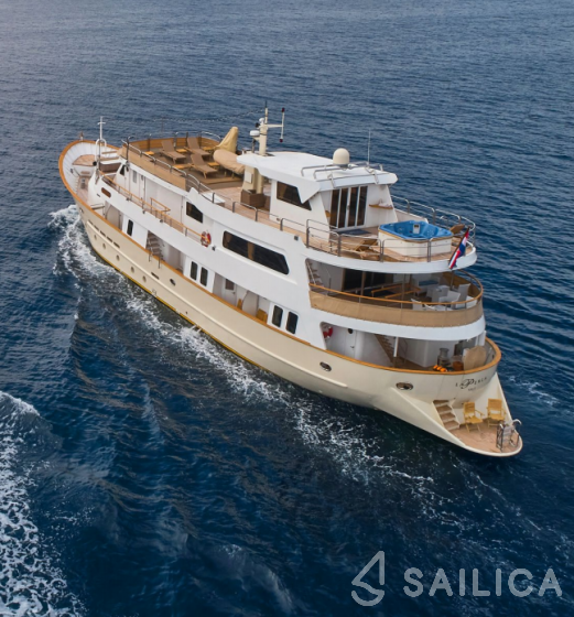 Custom Built - Yacht Charter Sailica