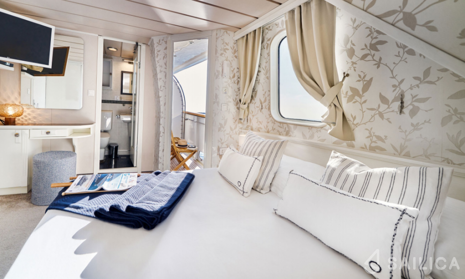 Custom Built - Yacht Charter Sailica