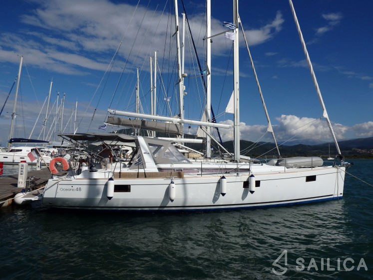 Oceanis 48 - Yacht Charter Sailica