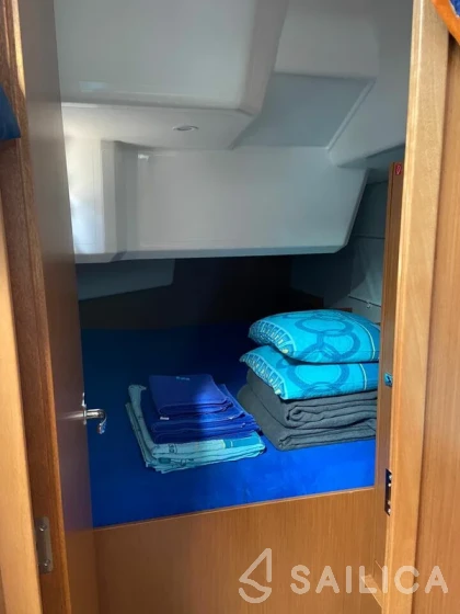 Bavaria C38 - Yacht Charter Sailica