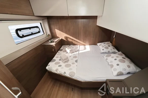 Bali 4.8  - Yacht Charter Sailica