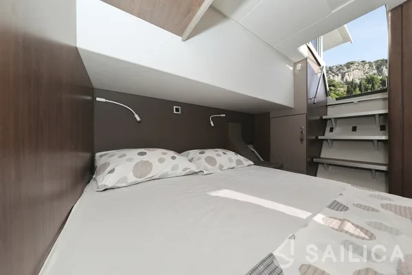Bali 4.8  - Yacht Charter Sailica