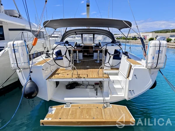 Hanse 548 - Yacht Charter Sailica