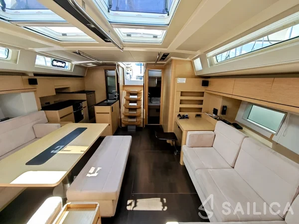 Hanse 548 - Yacht Charter Sailica