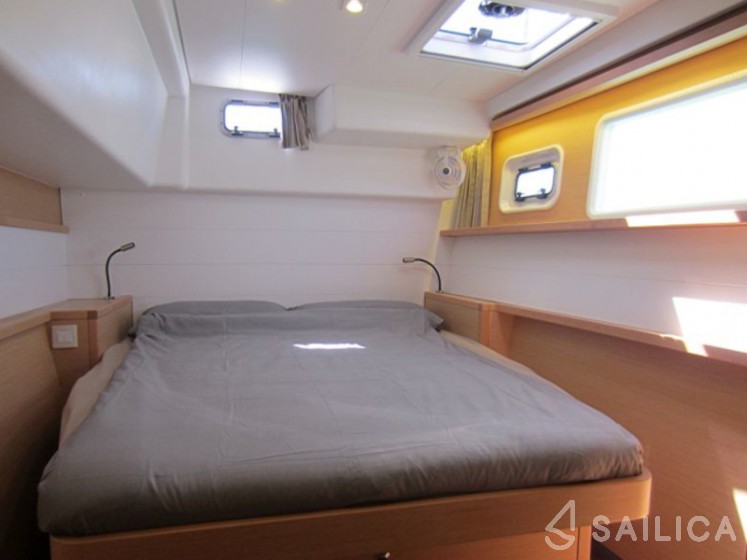 Lagoon 450 - Yacht Charter Sailica