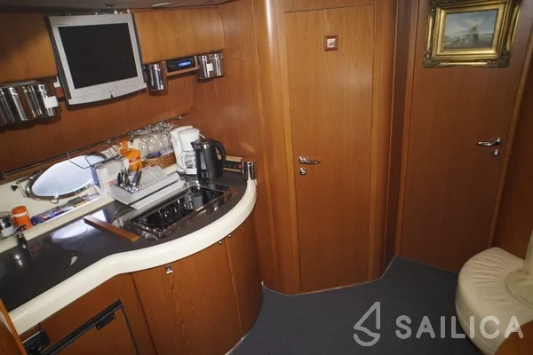 Gobbi 425 - Yacht Charter Sailica
