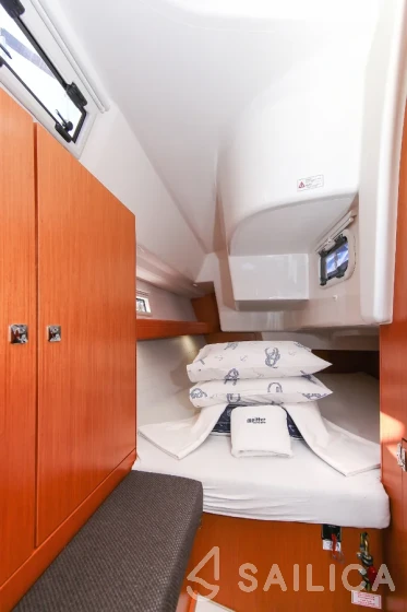 Bavaria 34 Cruiser - Yacht Charter Sailica
