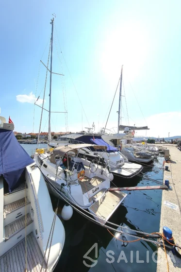 Bavaria 34 Cruiser - Yacht Charter Sailica