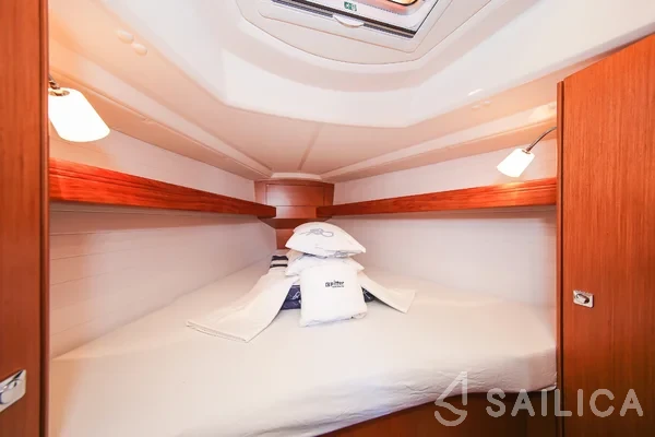 Bavaria 34 Cruiser - Yacht Charter Sailica