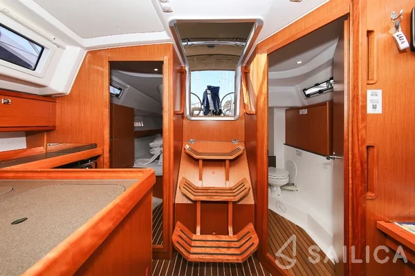 Bavaria 34 Cruiser - Yacht Charter Sailica