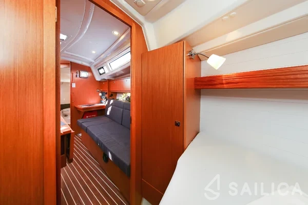 Bavaria 34 Cruiser - Yacht Charter Sailica