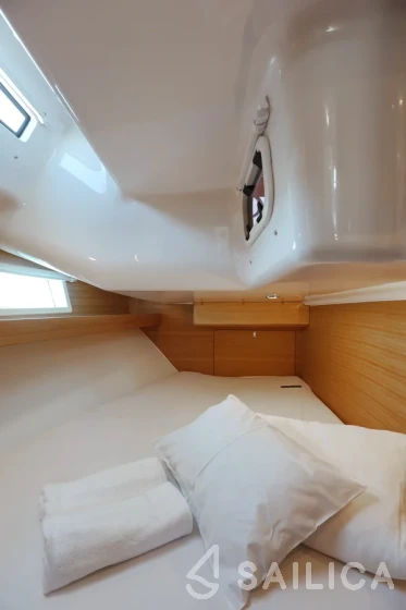 Elan Impression 45.1 - Yacht Charter Sailica