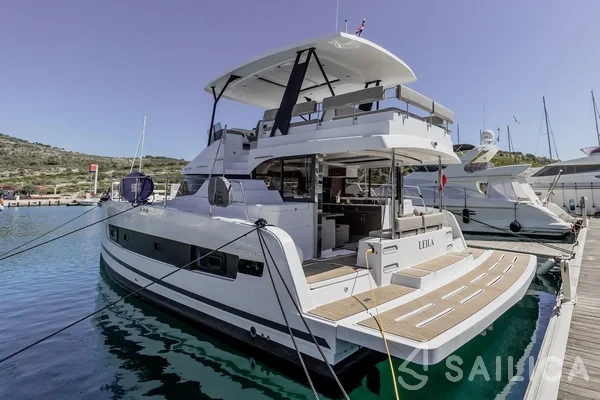 Bali Catspace MY - Yacht Charter Sailica
