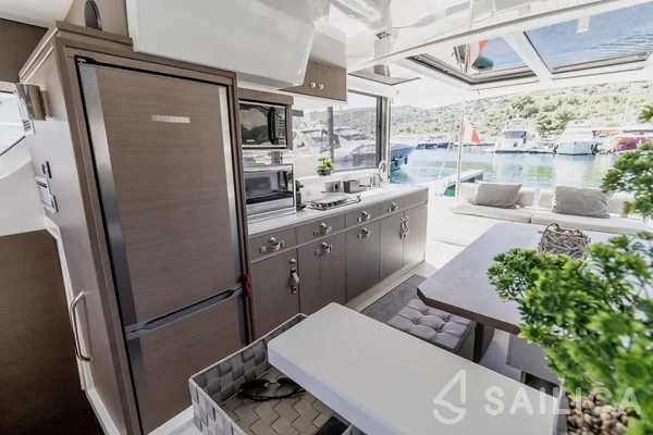 Bali Catspace MY - Yacht Charter Sailica