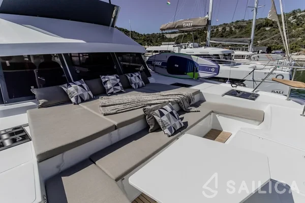 Bali Catspace MY - Yacht Charter Sailica