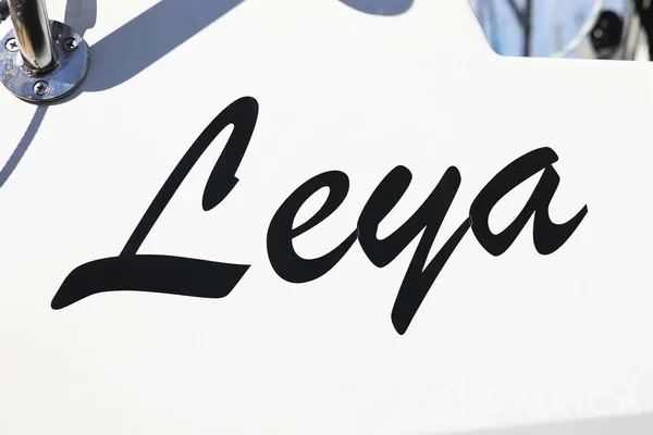 Bavaria C42 - Yacht Charter Sailica