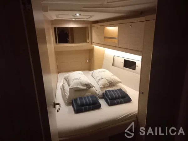 Dufour 470 - Yacht Charter Sailica