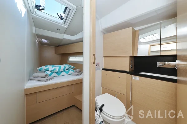Hanse 460 - Yacht Charter Sailica