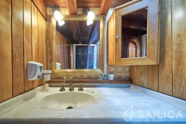 Gulet - Yacht Charter Sailica